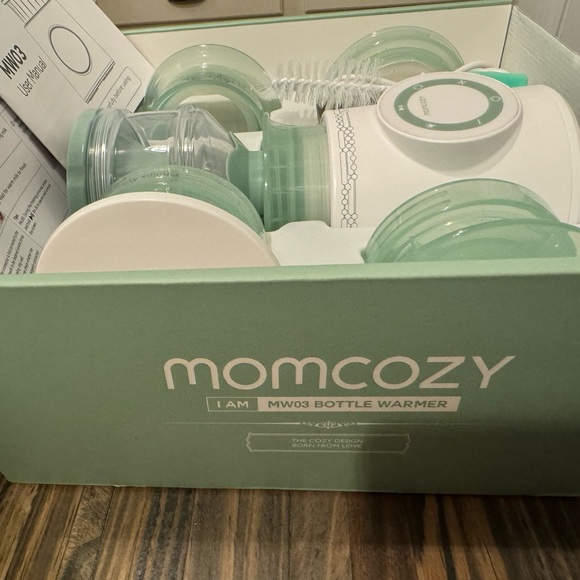 Momcozy Portable Bottle Warmer Double Leak-Proof Travel Bottle Warmer - Picture 3 of 7